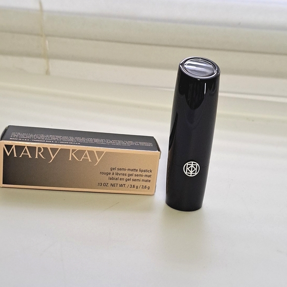 Power Pink gel semi-matte lipstick - Picture 3 of 3